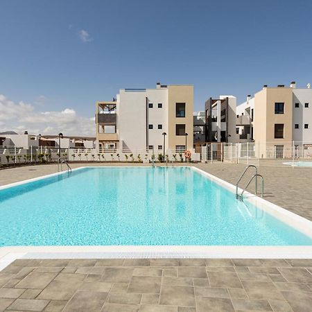 Homeforguest Apartamento En Residencia De Lujo Con Terraza Y Piscina La Guirra Zewnętrze zdjęcie
