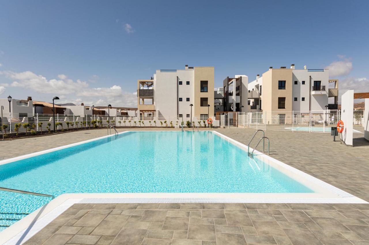 Homeforguest Apartamento En Residencia De Lujo Con Terraza Y Piscina La Guirra Zewnętrze zdjęcie