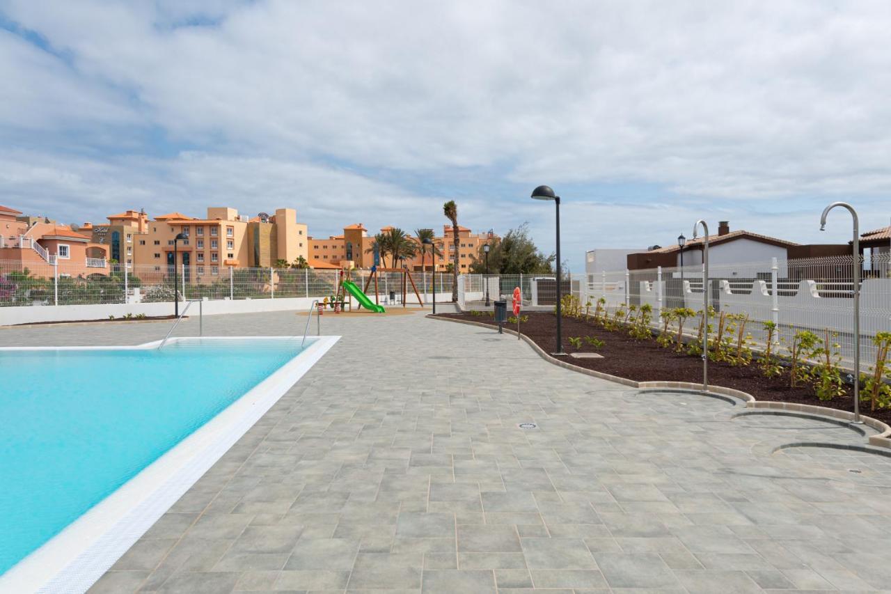 Homeforguest Apartamento En Residencia De Lujo Con Terraza Y Piscina La Guirra Zewnętrze zdjęcie