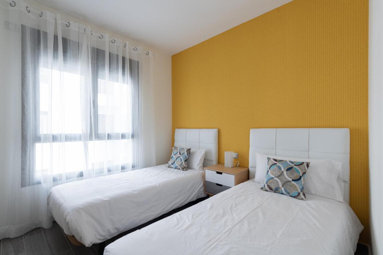 Homeforguest Apartamento En Residencia De Lujo Con Terraza Y Piscina La Guirra Zewnętrze zdjęcie