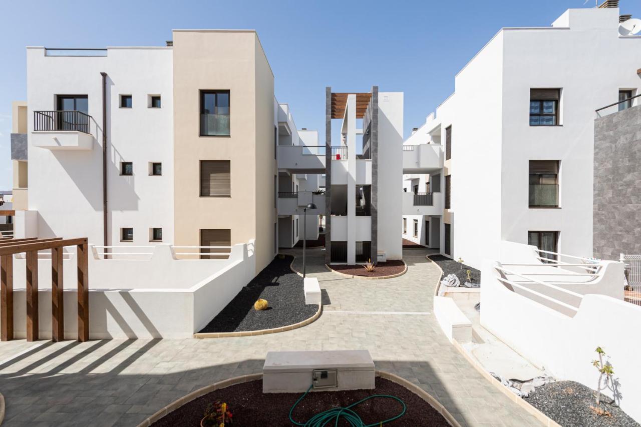 Homeforguest Apartamento En Residencia De Lujo Con Terraza Y Piscina La Guirra Zewnętrze zdjęcie