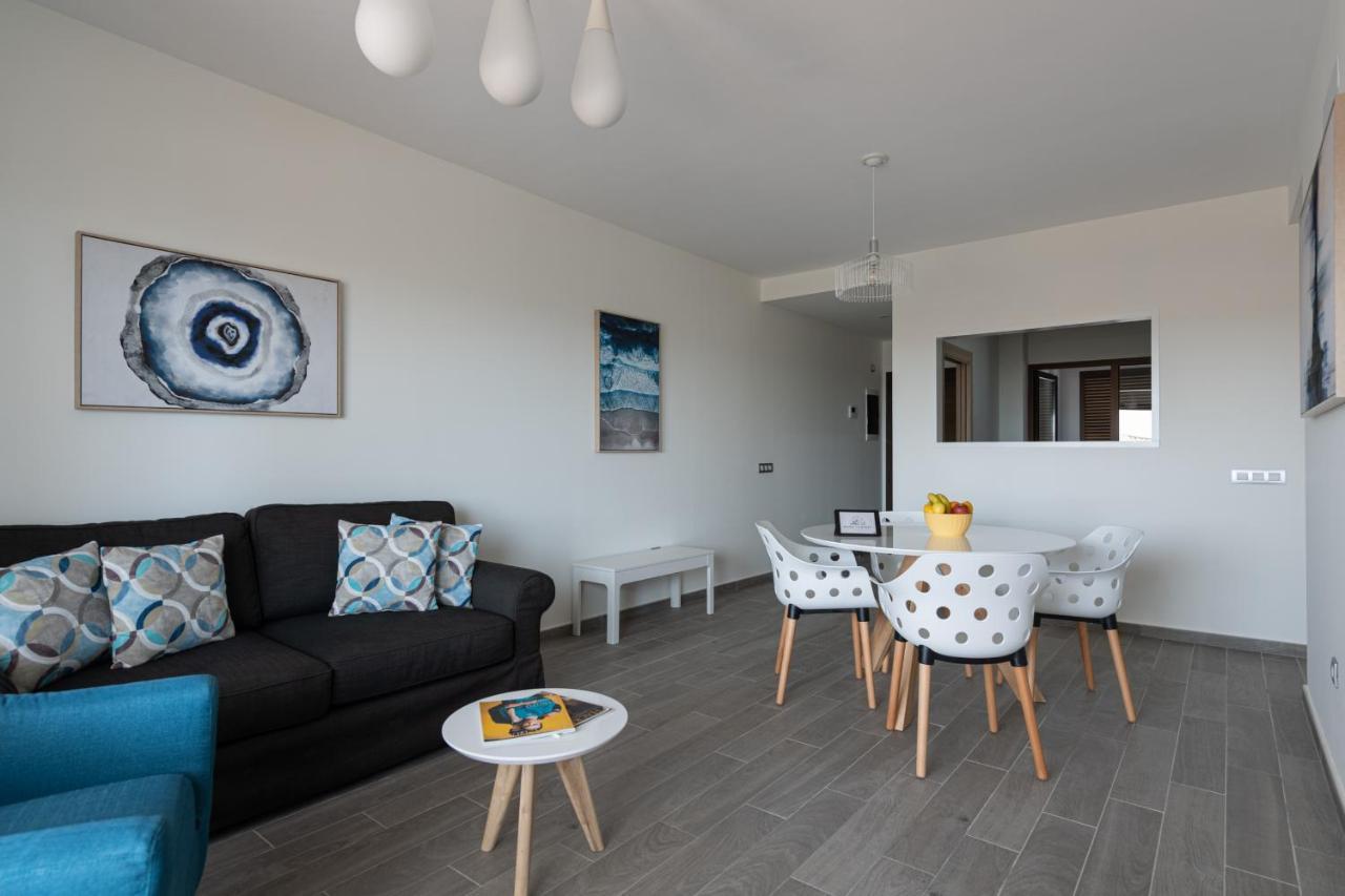 Homeforguest Apartamento En Residencia De Lujo Con Terraza Y Piscina La Guirra Zewnętrze zdjęcie