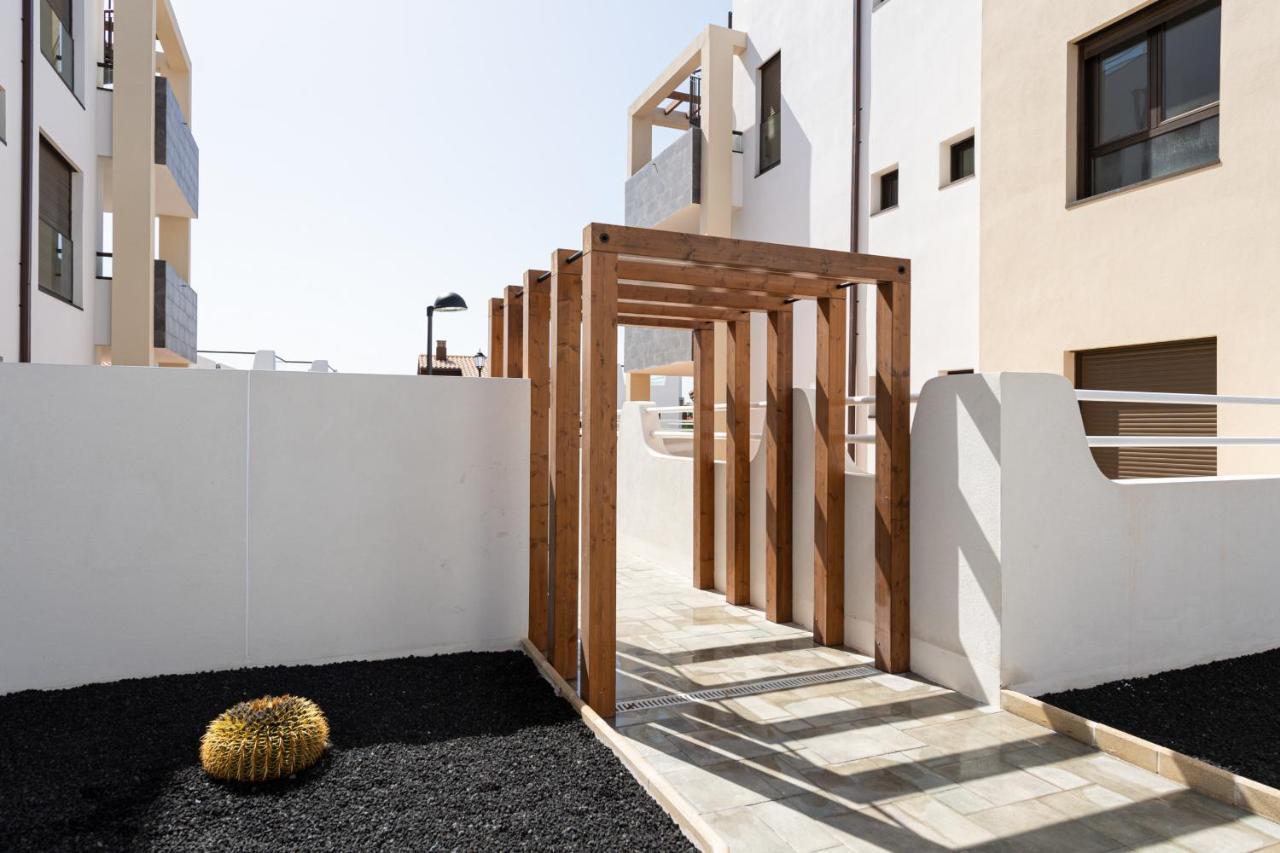 Homeforguest Apartamento En Residencia De Lujo Con Terraza Y Piscina La Guirra Zewnętrze zdjęcie